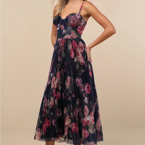 Lulu's Dark Blue Floral Pleated Midi Dress - Picture 3 of 6